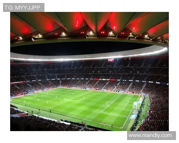 穿红衣征战绿茵场的足球巨星是谁 他的传奇故事与球场风采